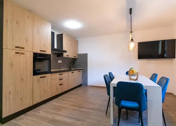 Апартаменты Lily Center *